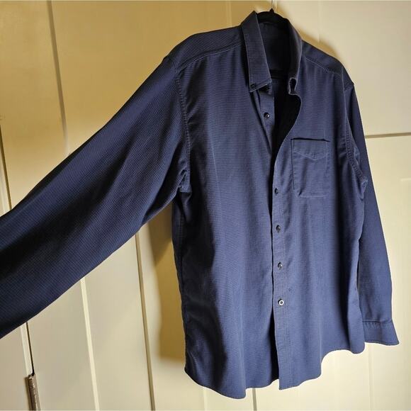 LL Bean Men's Collared Button Up Cotton Shirt Blue & Black XL - Picture 7 of 12